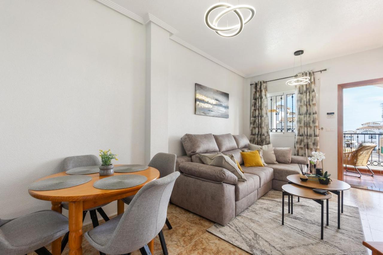 Cb Living - Homely Apartment Cinuelica, Punta Prima Dehesa de Campoamor  エクステリア 写真