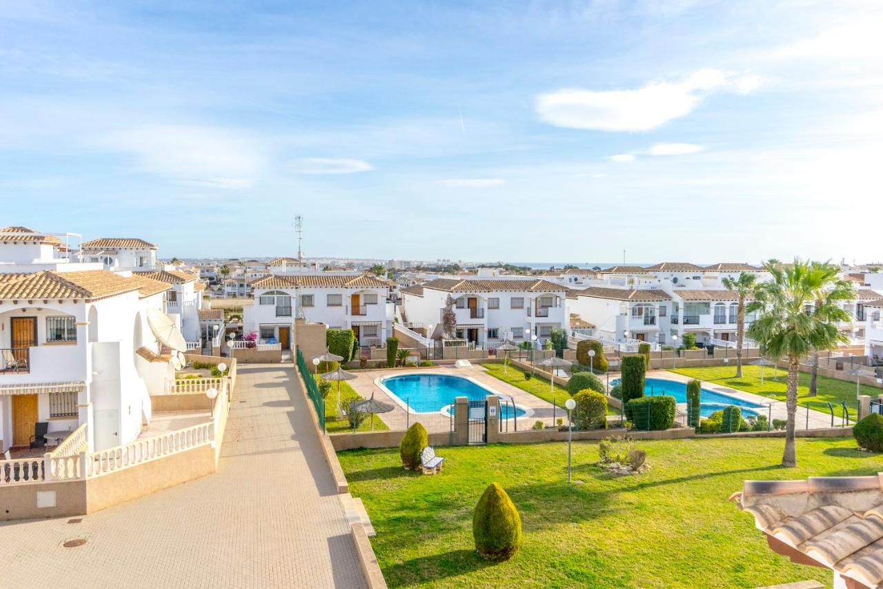 Cb Living - Homely Apartment Cinuelica, Punta Prima Dehesa de Campoamor  エクステリア 写真